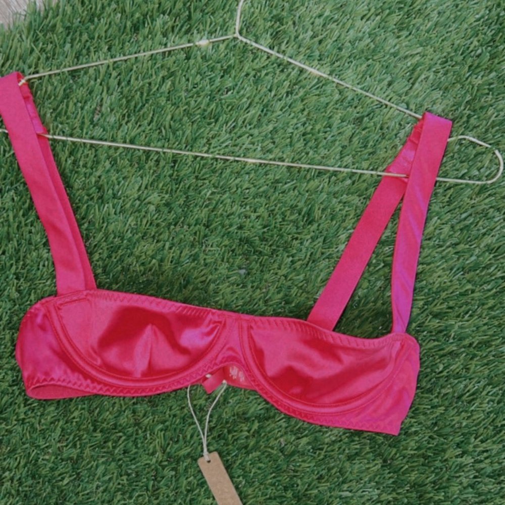 Skims Wovfen Pink Underwear Set